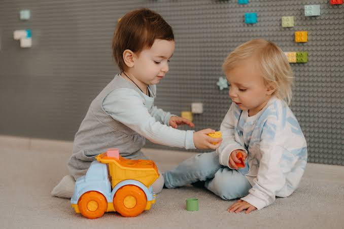 Kids & Toys